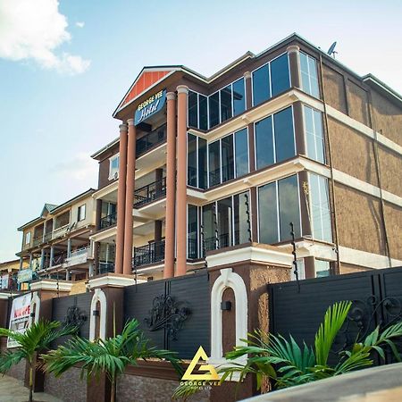 George Vee Hotel Ltd Kumasi Exteriör bild