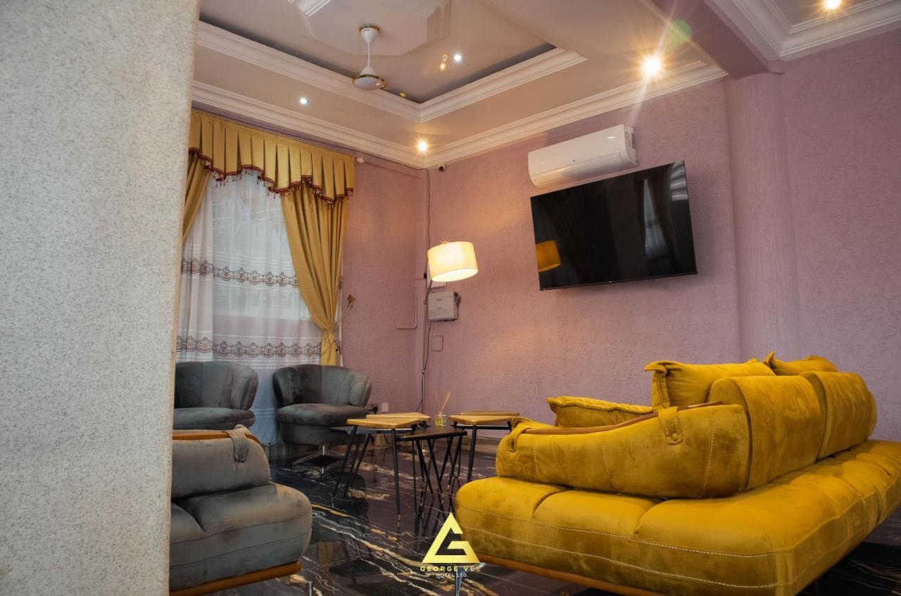 George Vee Hotel Ltd Kumasi Exteriör bild