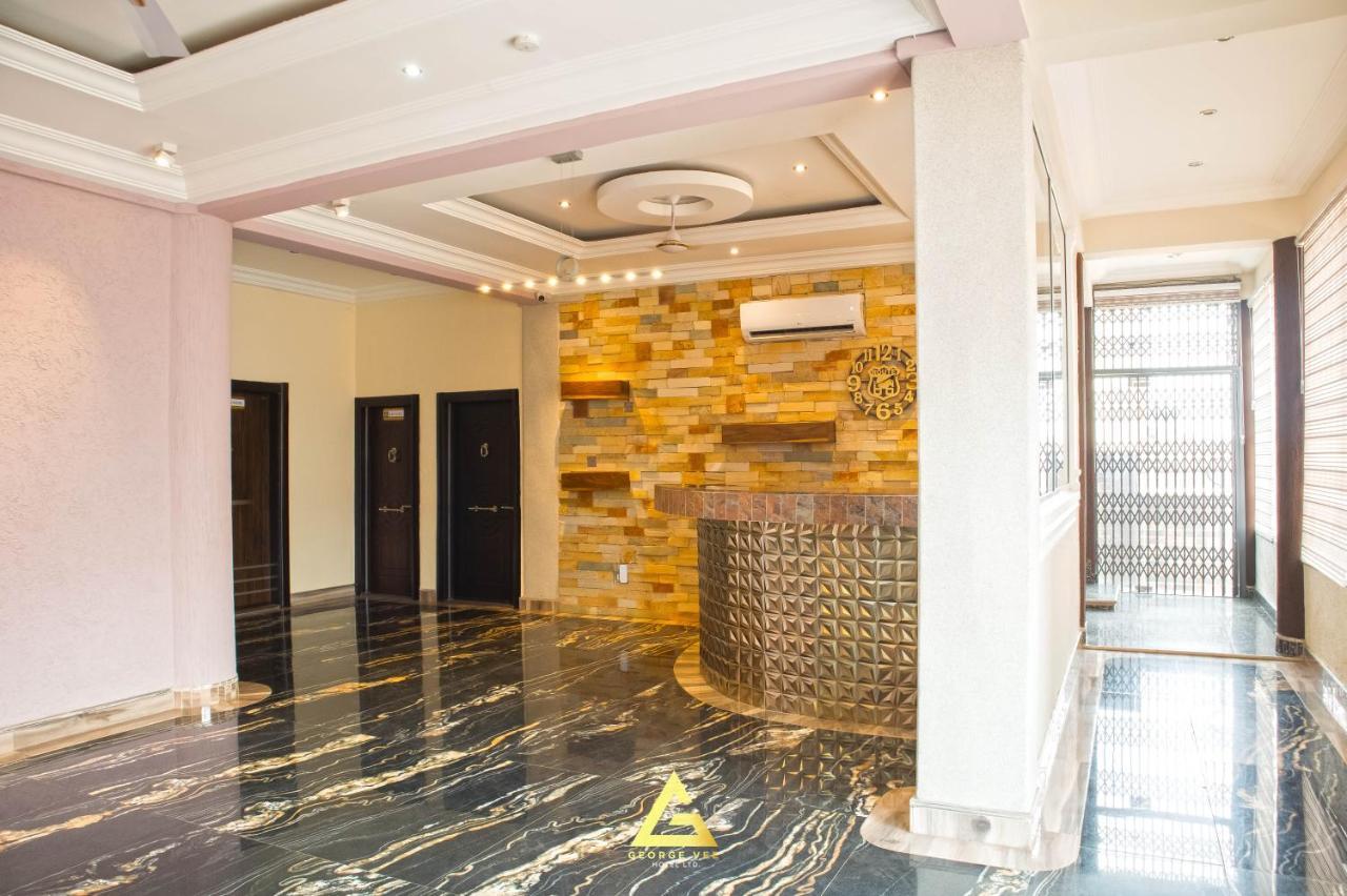 George Vee Hotel Ltd Kumasi Exteriör bild